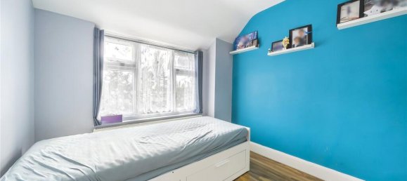 4 bedrooms House in Harrow, United Kingdom No. 12209 16