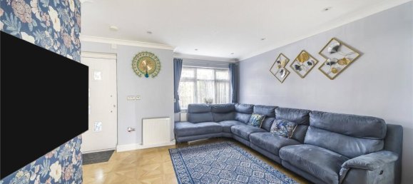 4 bedrooms House in Harrow, United Kingdom No. 12209 20