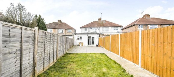 4 bedrooms House in Harrow, United Kingdom No. 12209 15