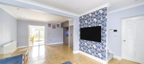 4 bedrooms House in Harrow, United Kingdom No. 12209 33