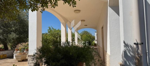 Вилла с 2 спальнями в Мартина Франка, Италия № 283925 11