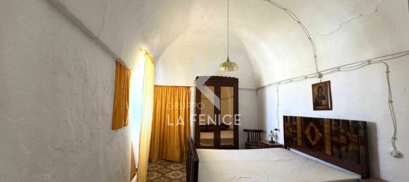 Вилла с 2 спальнями в Мартина Франка, Италия № 283925 26