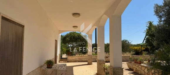 Вилла с 2 спальнями в Мартина Франка, Италия № 283925 14