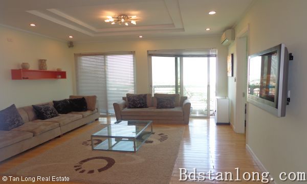4 bedrooms Apartment in Tay Ho, Vietnam No. 6052