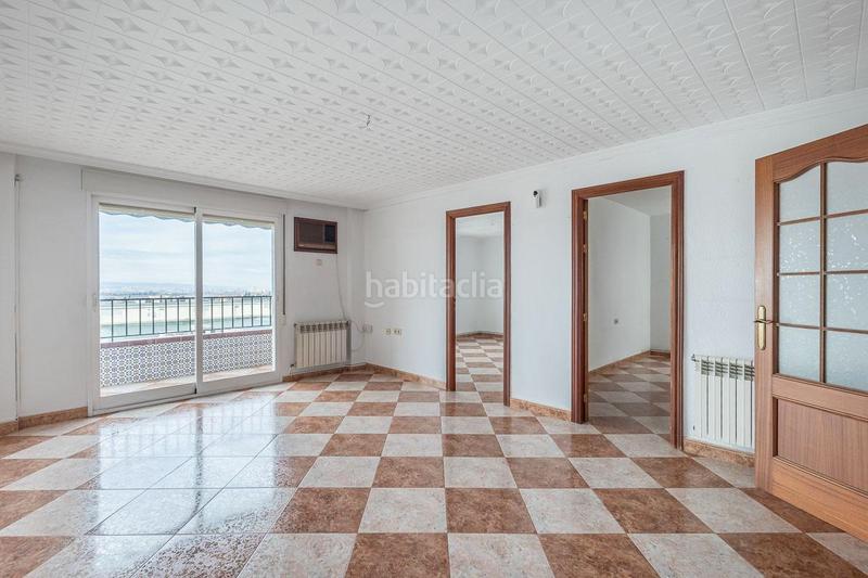 Apartamento de 4 dormitorios en Granada, Spain No. 171164