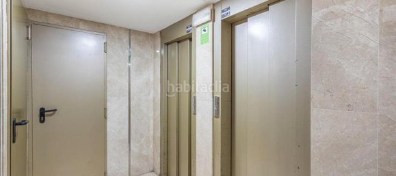 Apartamento de 4 dormitorios en Granada, Spain No. 171164 23