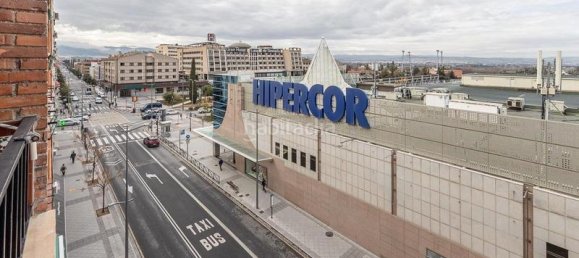 Apartamento de 4 dormitorios en Granada, Spain No. 171164 25