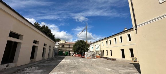 3 rooms Duplex in Campi Bisenzio, Italy No. 10833 20