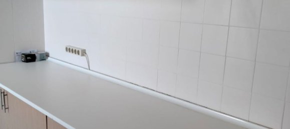 Apartamento de 3 dormitorios en Córdoba, Spain No. 159383 2