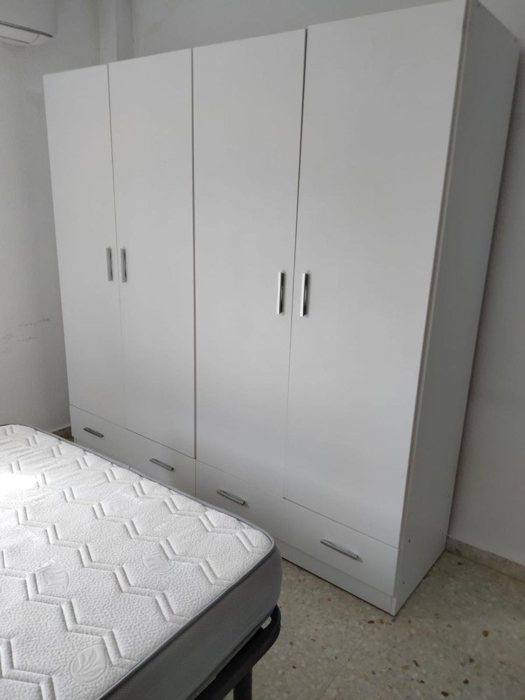 Apartamento de 3 dormitorios en Córdoba, Spain No. 159383