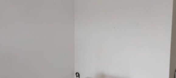 Apartamento de 3 dormitorios en Córdoba, Spain No. 159383 4