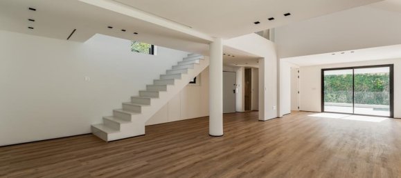 4 bedrooms House in Cascais, Portugal No. 104104 5