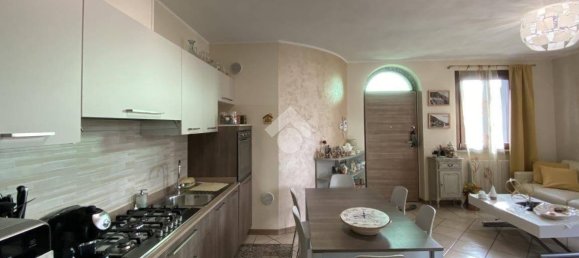 Квартира с 2 спальнями в Сарнико, Италия № 334992 7