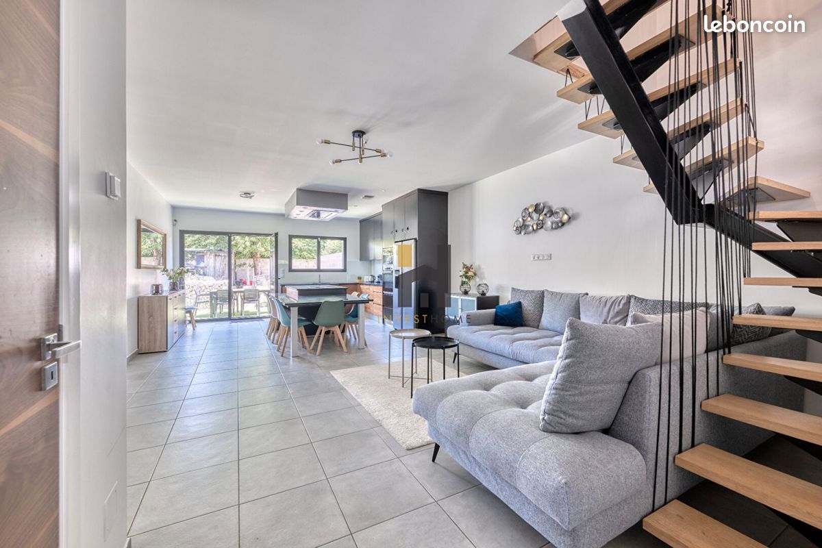 Дом с 4 спальнями в Шампиньи-сюр-Марн, Франция № 327120