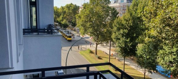 Apartamento de 3 dormitorios en Friedrichshain, Germany No. 249818 3