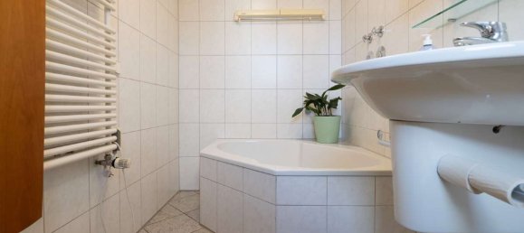 Квартира с 2 спальнями в Штутгарт, Германия № 330142 12