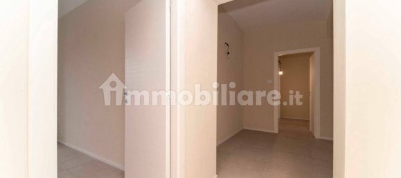 3 bedrooms Apartment in Turin, Italy No. 195275 14