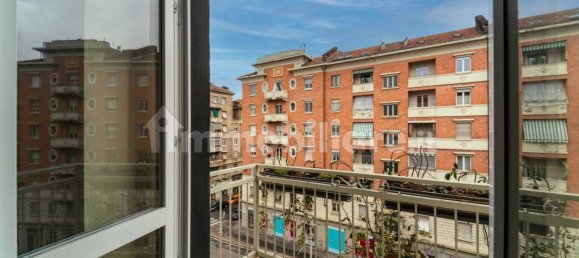 3 bedrooms Apartment in Turin, Italy No. 195275 25