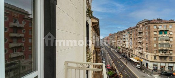 3 bedrooms Apartment in Turin, Italy No. 195275 26