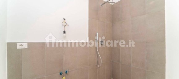 3 bedrooms Apartment in Turin, Italy No. 195275 21