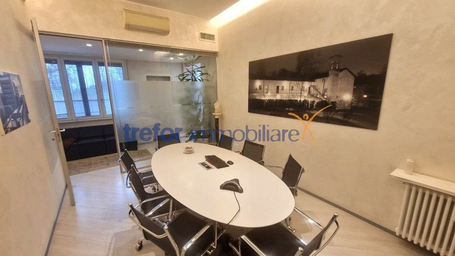 Bureau à San Donato Milanese, Italy 215m² No. 9794