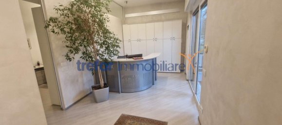 Bureau à San Donato Milanese, Italy 215m² No. 9794 2