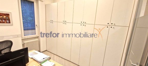 Bureau à San Donato Milanese, Italy 215m² No. 9794 16