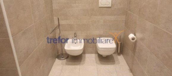 Bureau à San Donato Milanese, Italy 215m² No. 9794 34