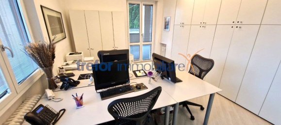 Bureau à San Donato Milanese, Italy 215m² No. 9794 20