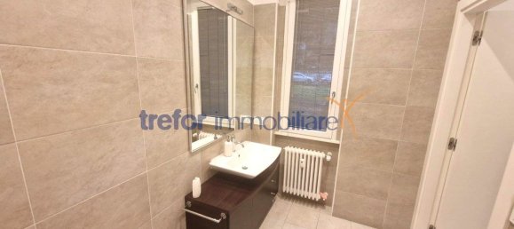 Bureau à San Donato Milanese, Italy 215m² No. 9794 32