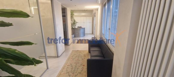 Bureau à San Donato Milanese, Italy 215m² No. 9794 4