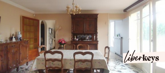 Casa de 3 dormitorios en Ales, France No. 282874 10