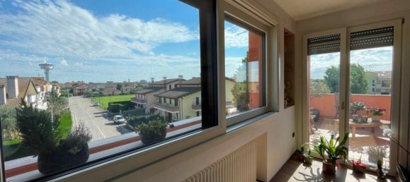 8 bedrooms Penthouse in Rosolina, Italy No. 158246 2