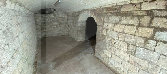 Propiedad comercial de 4 habitaciónes en Barletta, Italy No. 21669 9