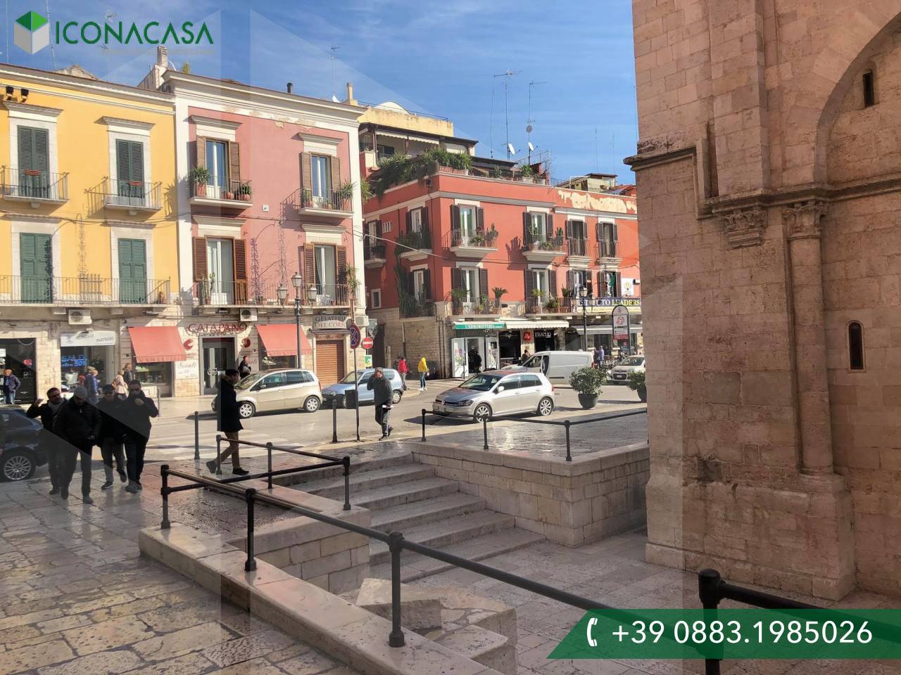 Propiedad comercial de 4 habitaciónes en Barletta, Italy No. 21669