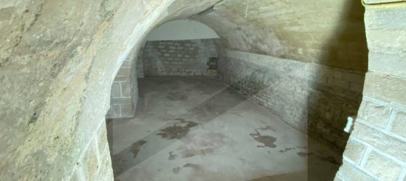 Propiedad comercial de 4 habitaciónes en Barletta, Italy No. 21669 4