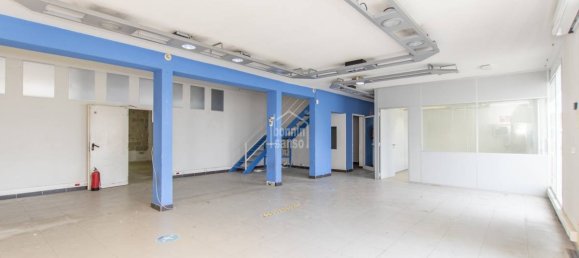 426m² Commercial property in Mahon, Spain No. 11746 2