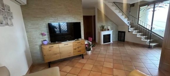 Вилла с 8 комнатами в Помеция, Италия № 26523 15