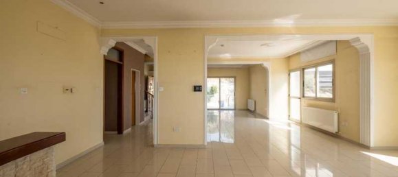 6 bedrooms Commercial property in Limassol, Cyprus No. 18439 5