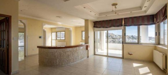 6 bedrooms Commercial property in Limassol, Cyprus No. 18439 4