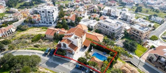 6 bedrooms Commercial property in Limassol, Cyprus No. 18439 13