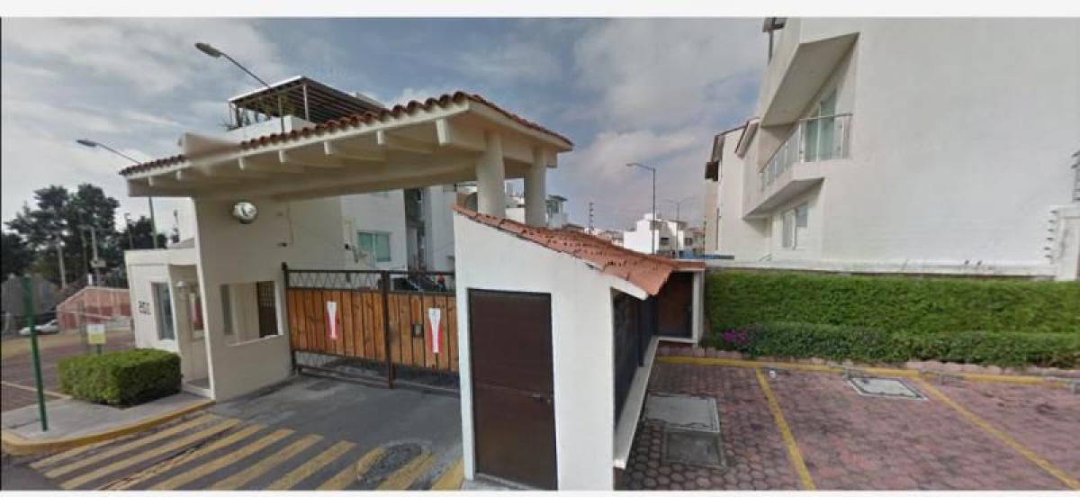 Casa de 3 dormitorios en Naucalpan de Juárez, Mexico No. 219274