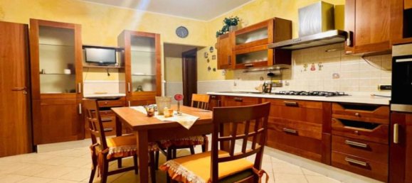 Apartamento T3 em Pozzuoli, Italy N.º 292028 5