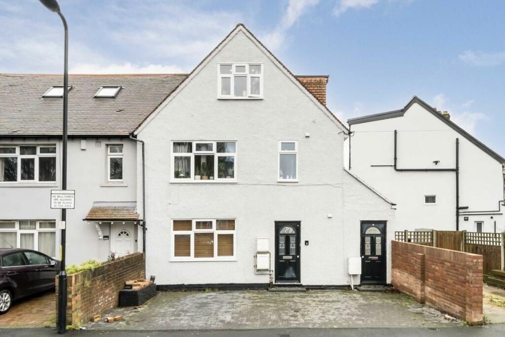 3 bedrooms Apartment in Ealing, United Kingdom No. 5789