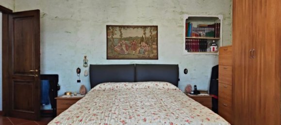 21-Zimmer Villa in Licciana Nardi, Italy, Nr. 45270 35