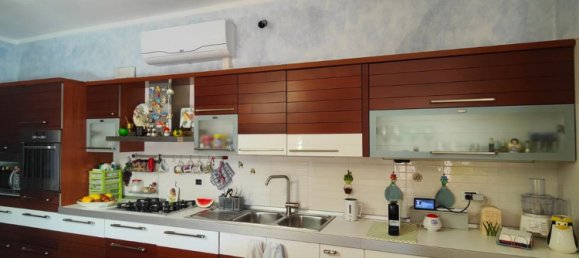 21-Zimmer Villa in Licciana Nardi, Italy, Nr. 45270 24