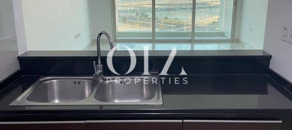 2 bedrooms Apartment in Al Reem Island, UAE No. 17324 6