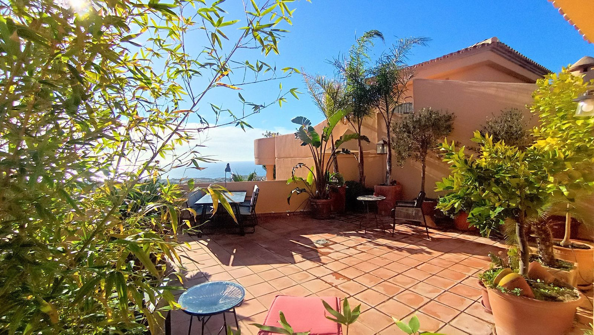 3 bedrooms Penthouse in Mijas, Spain No. 142698