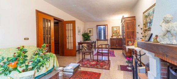 3 Schlafzimmer Villa in Parma, Italy, Nr. 22314 11