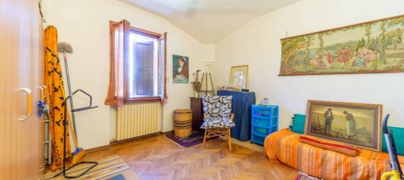 3 Schlafzimmer Villa in Parma, Italy, Nr. 22314 16
